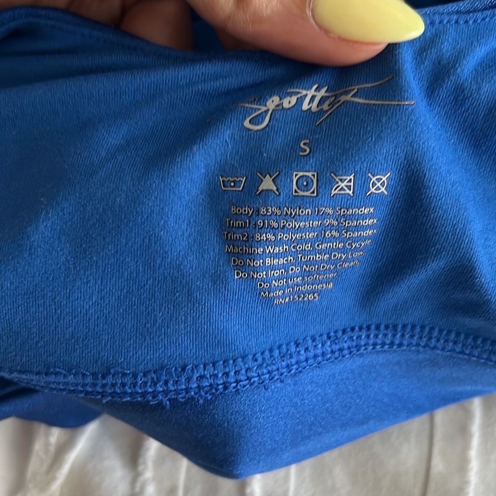 X by Gottex Sports Bra - Picture 5 of 5